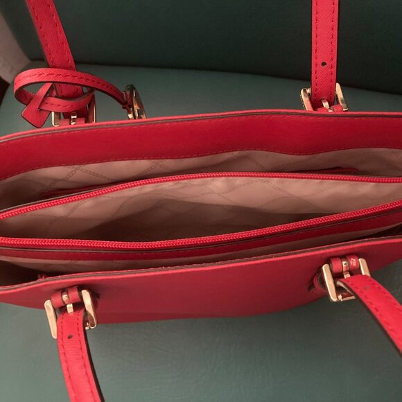 Michael Kors Bright Red Jet Set Front Pocket w/ Flap Closure Leather Tote - Picture 6 of 14